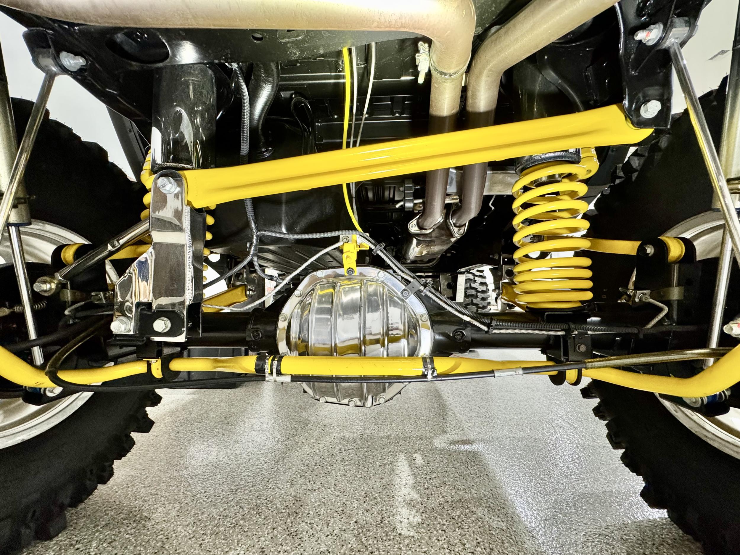 4k-Mile 2003 HUMMER H2