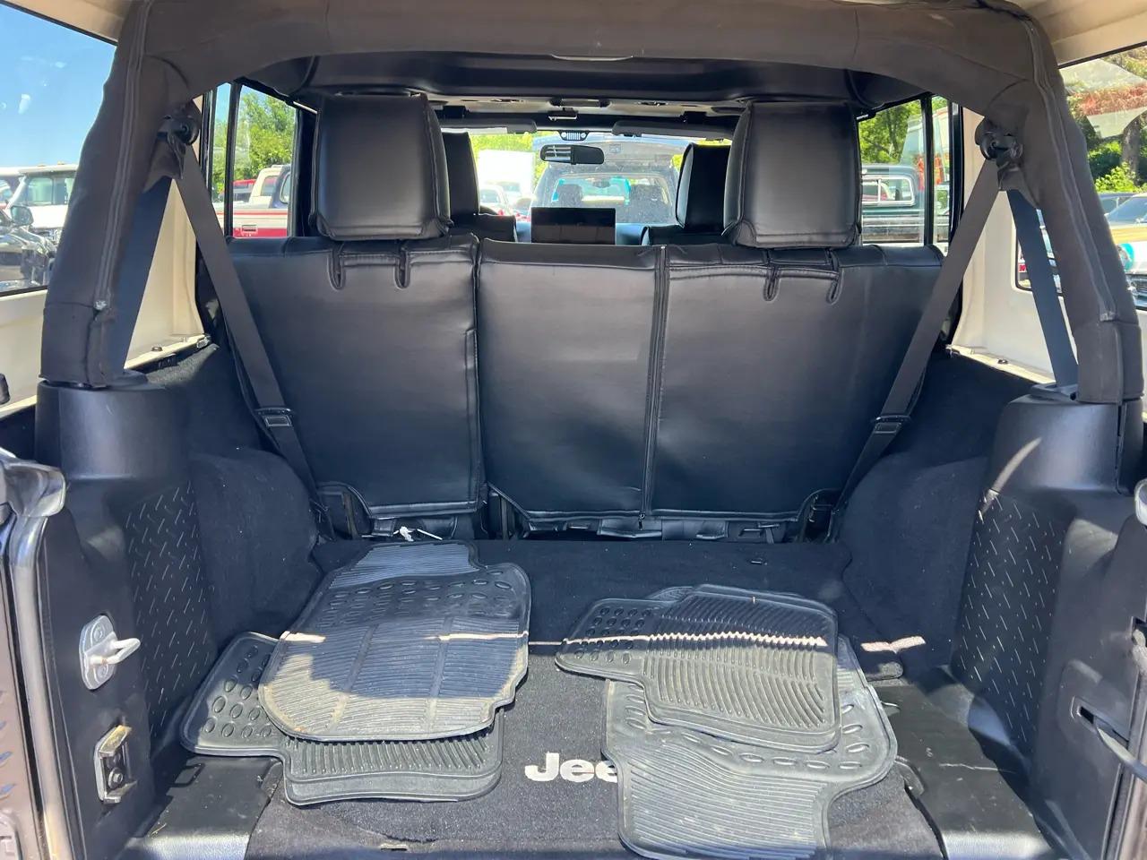 2011 Jeep Wrangler Unlimited Sport