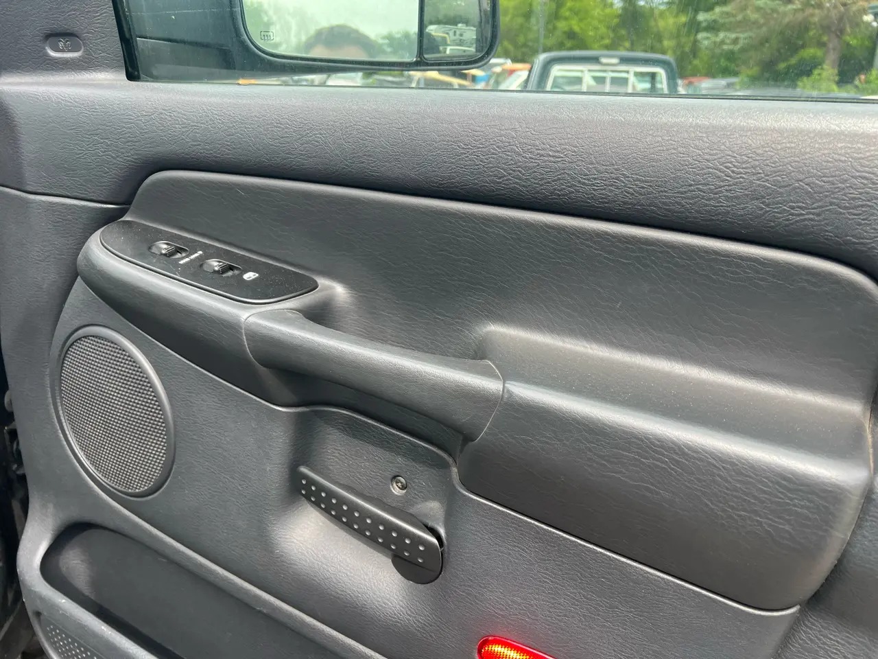 2003 Dodge Ram 2500 SLT