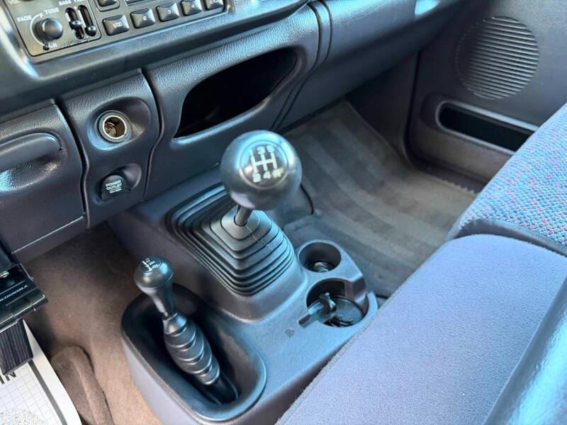 2002 Dodge Ram 2500 SLT Laramie