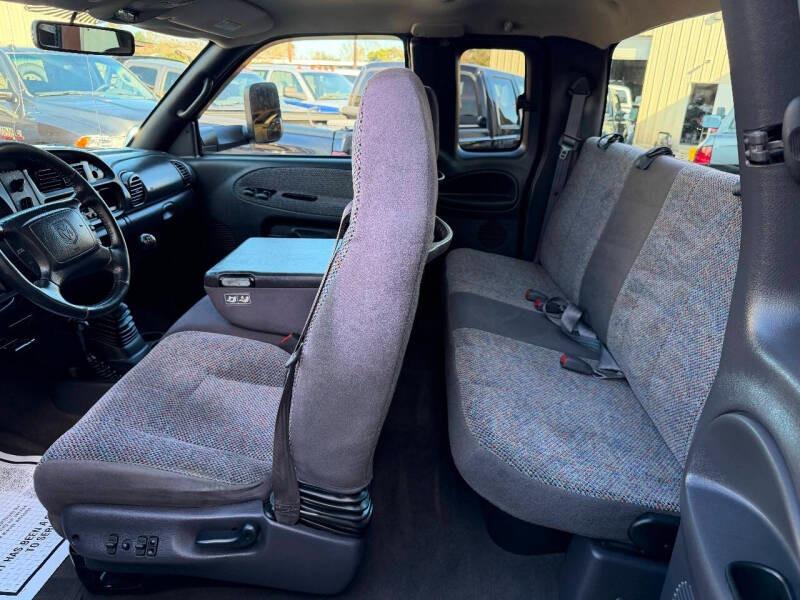 2002 Dodge Ram 2500 SLT Laramie