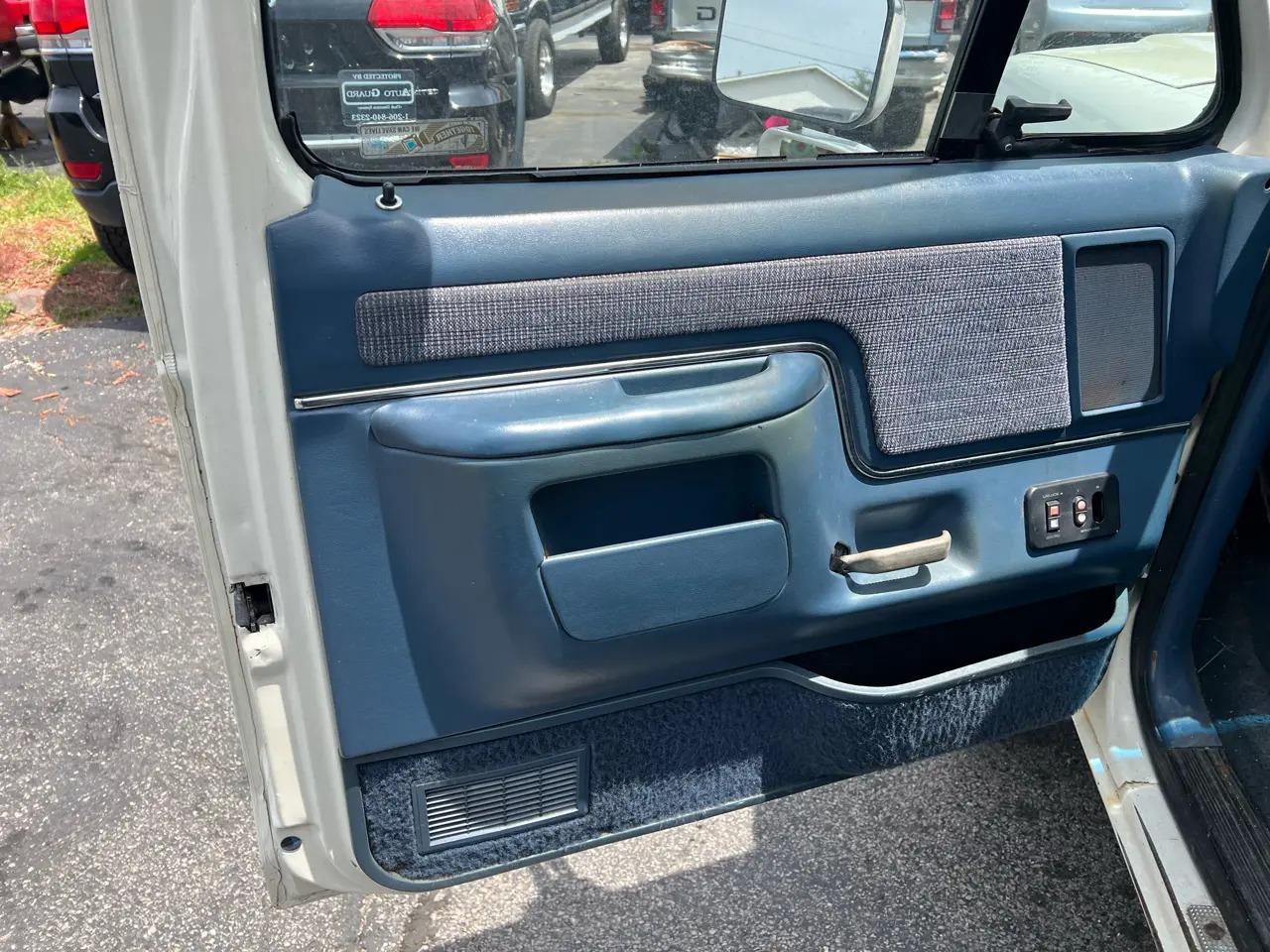 1988 Ford Bronco XLT