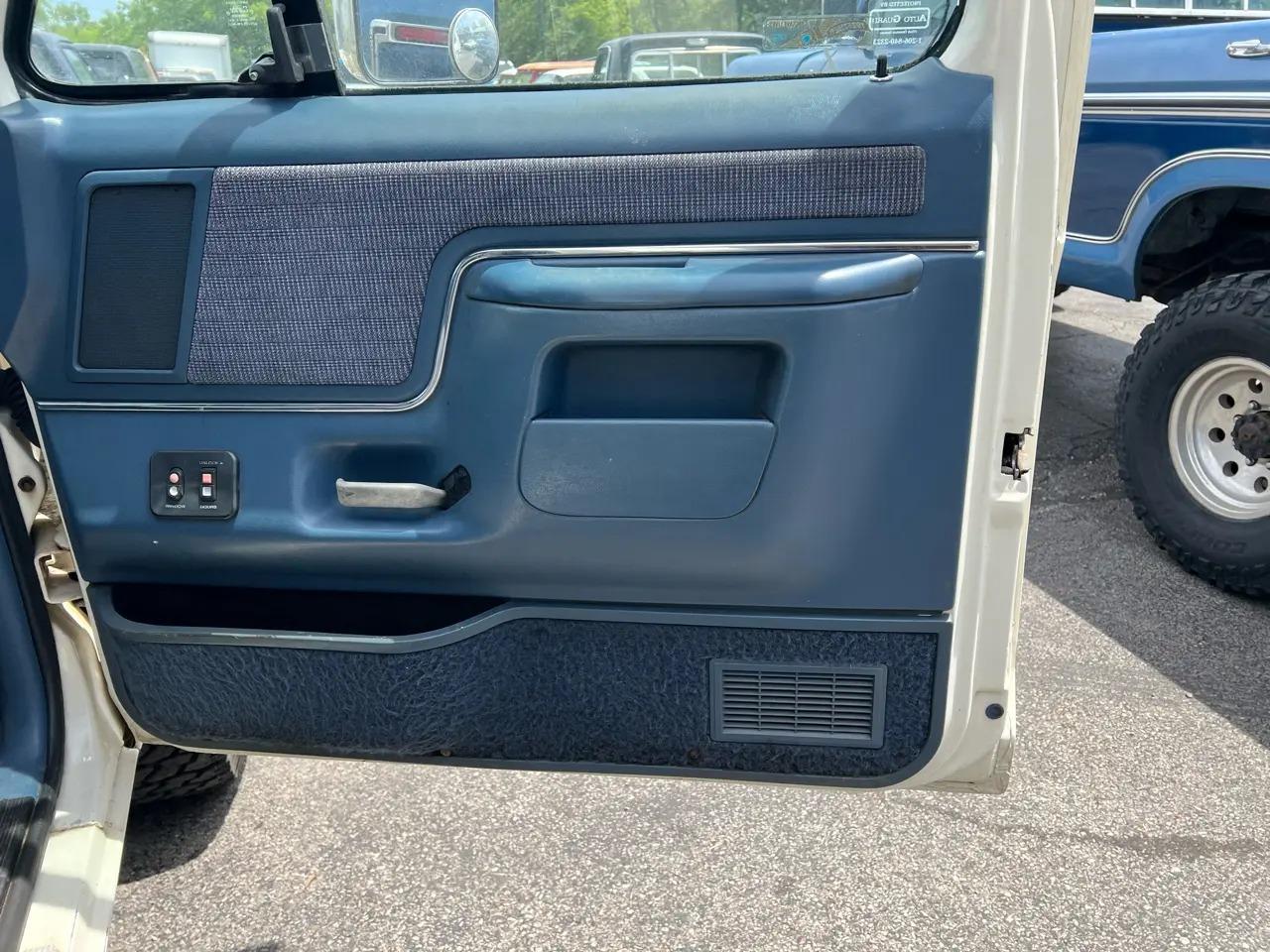 1988 Ford Bronco XLT for sale in Trevor, WI - Fourbie Exchange