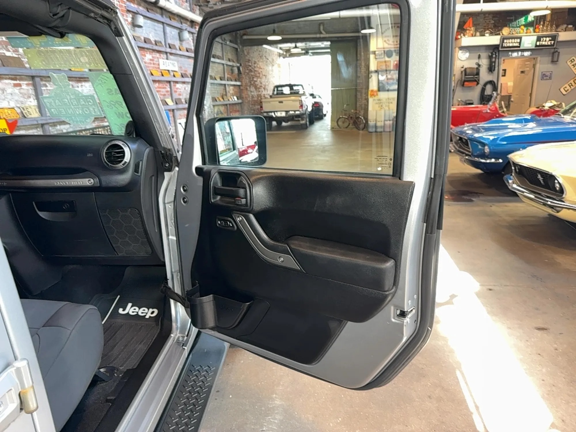 2013 Jeep Wrangler Unlimited Sport