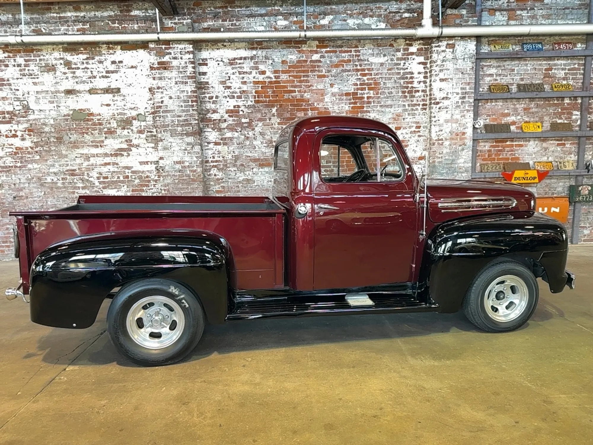 1952 Ford F-1 - 2