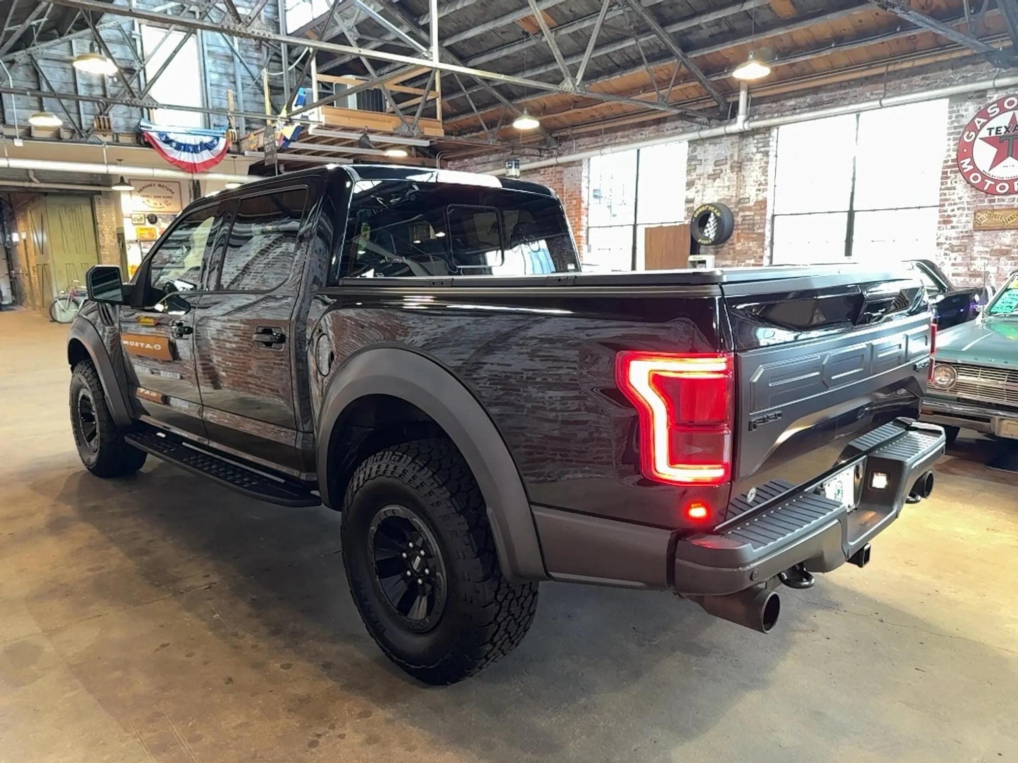 2018 Ford F-150 Raptor - 5