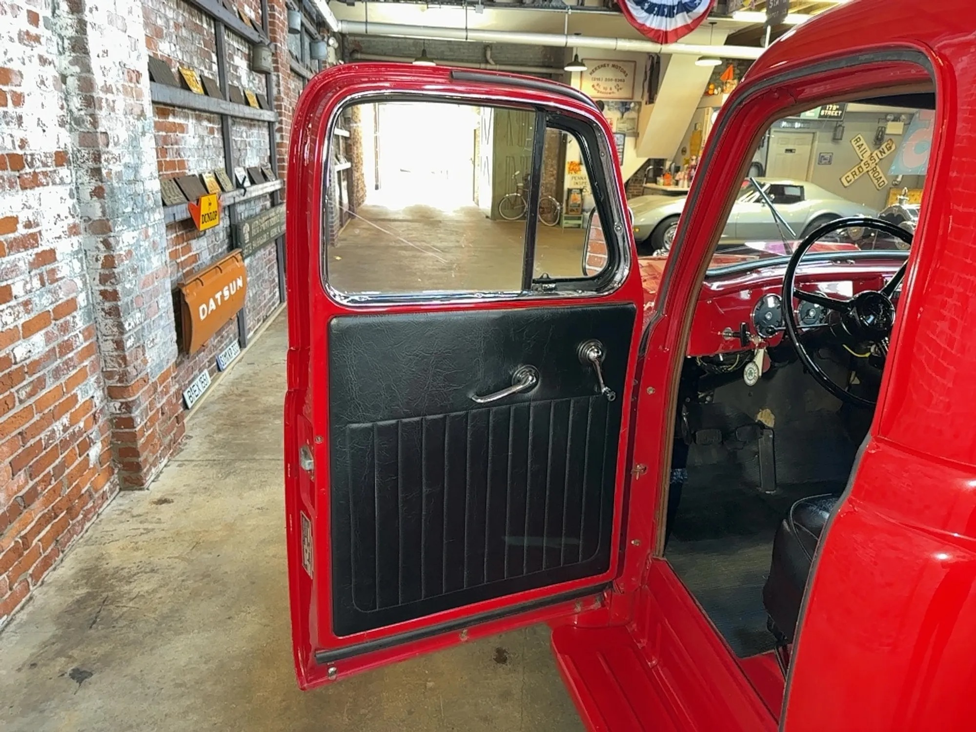 1955 International R-100