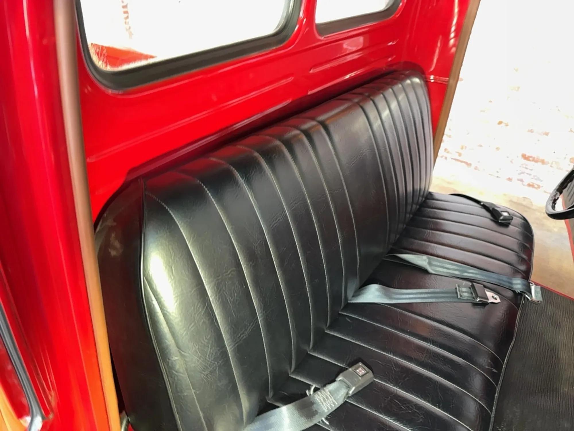 1955 International R-100