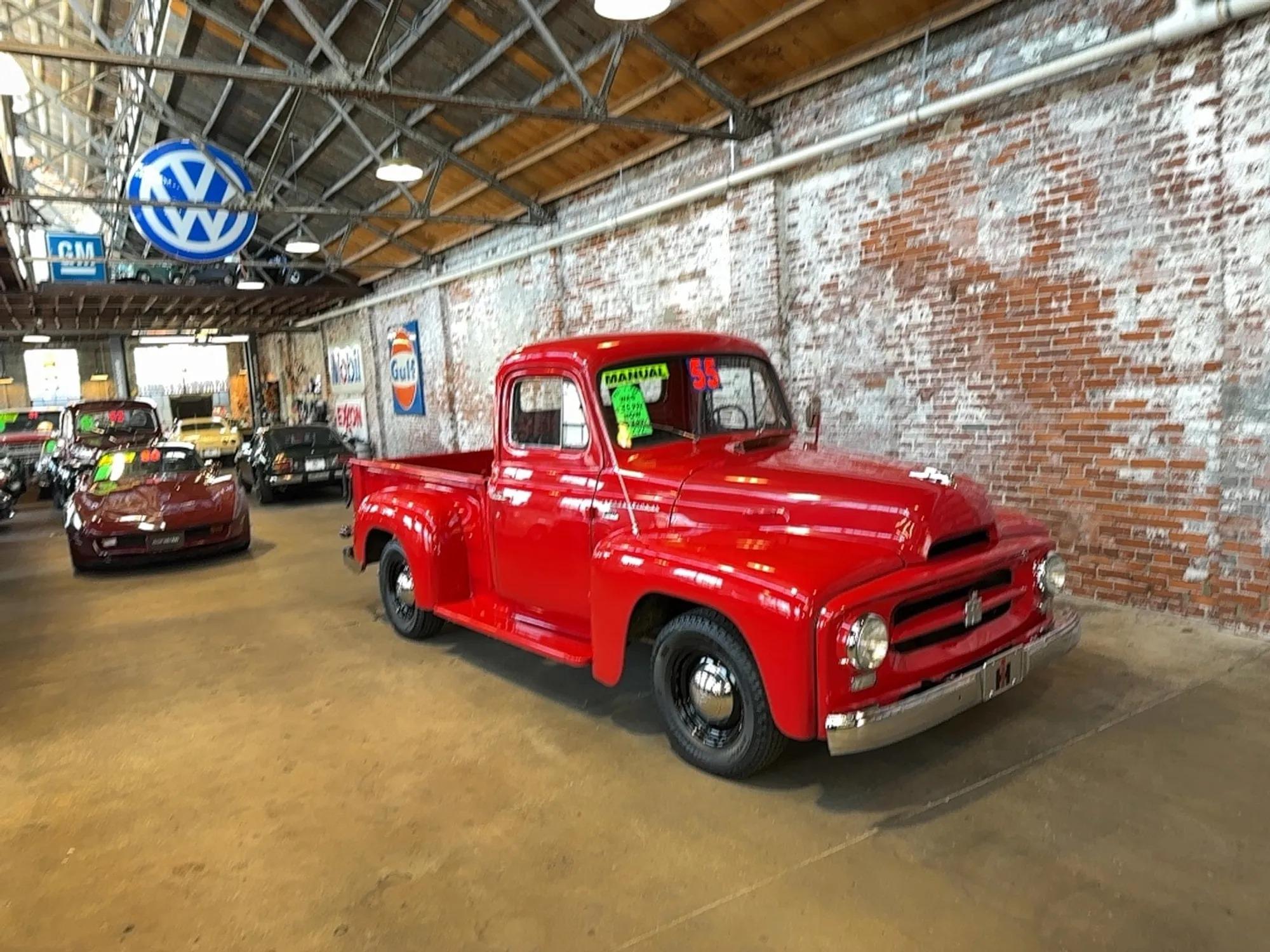 1955 International R-100