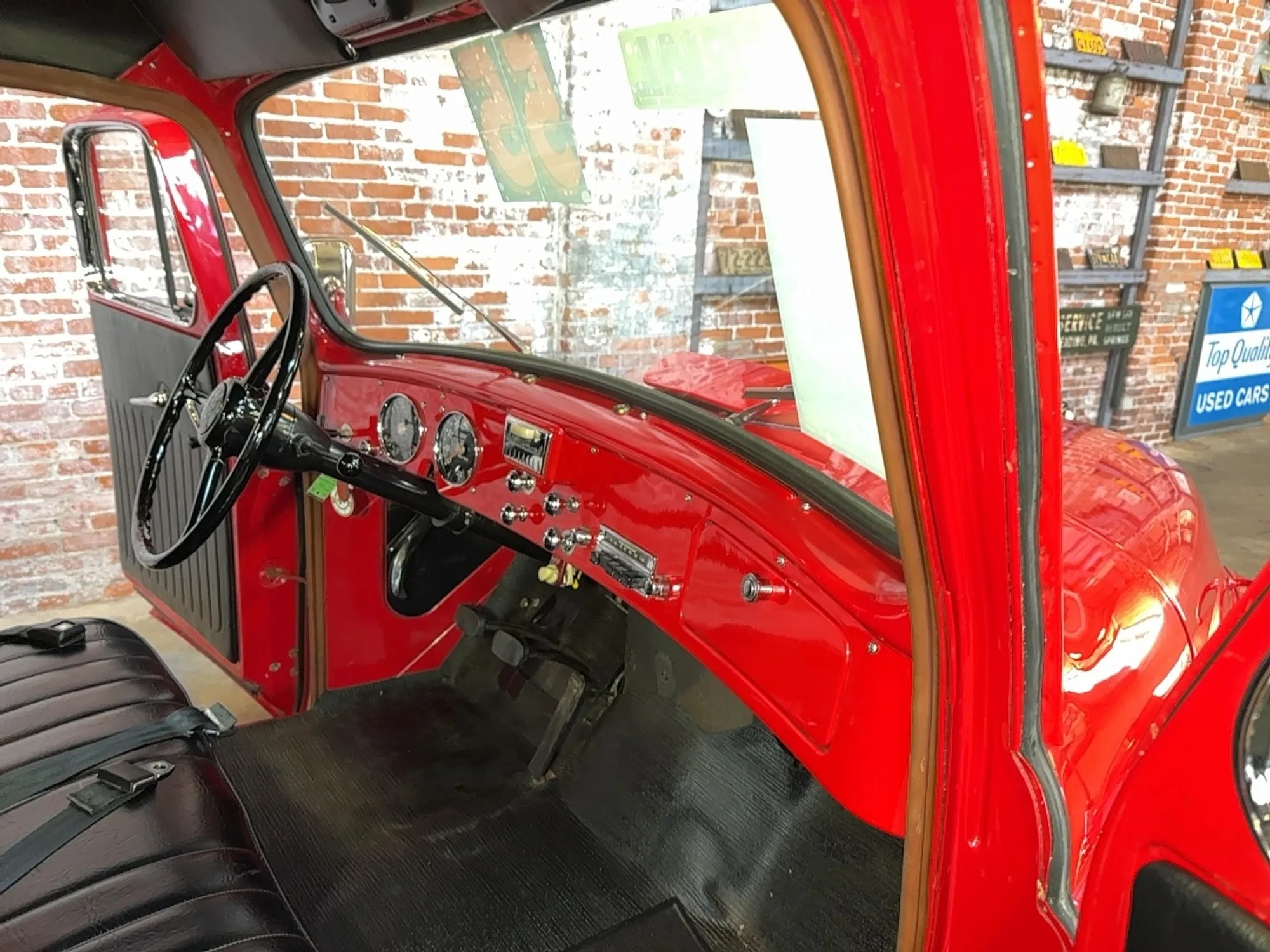 1955 International R-100