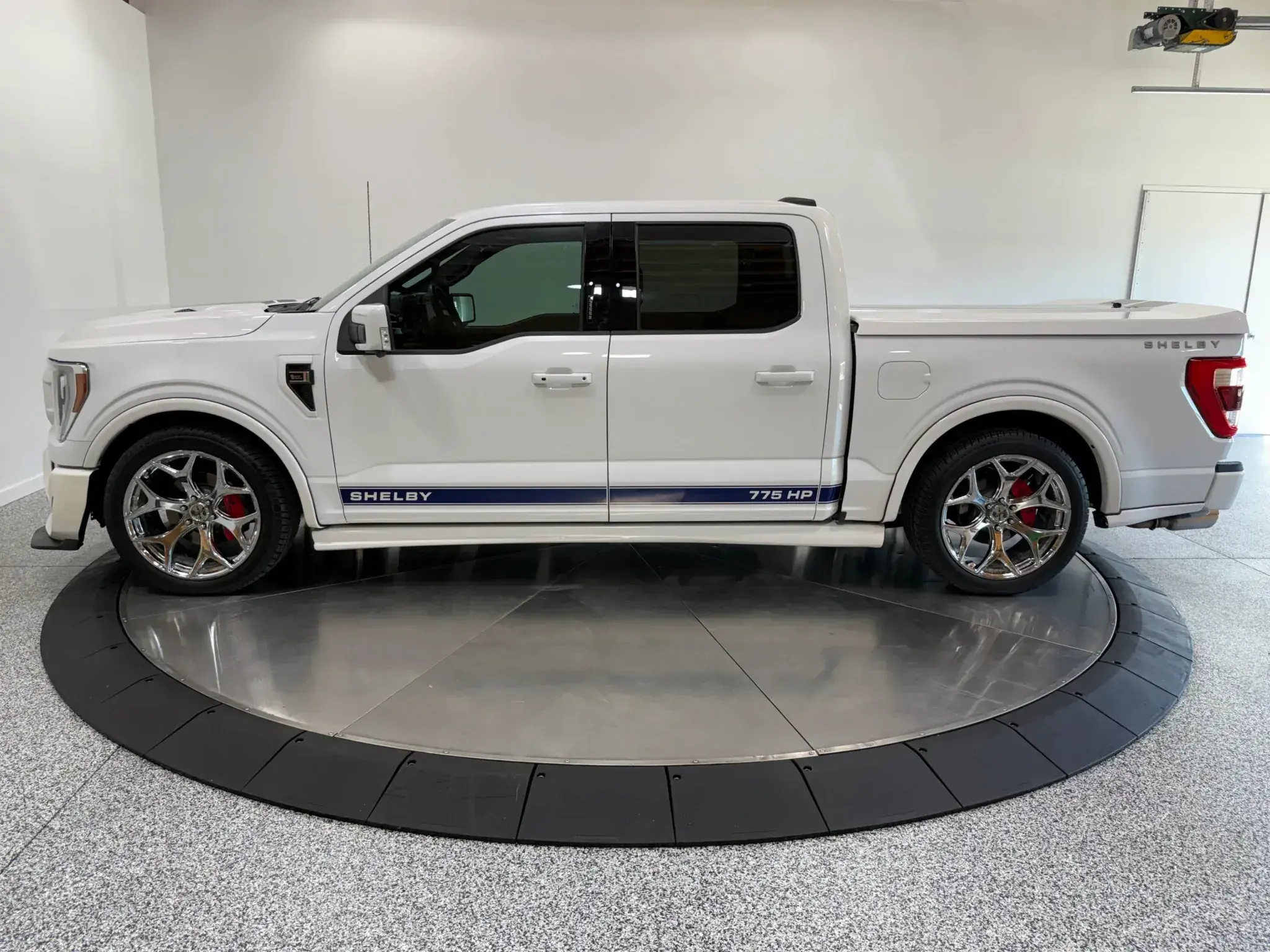 2023 Ford F-150 Shelby Super Snake - 2