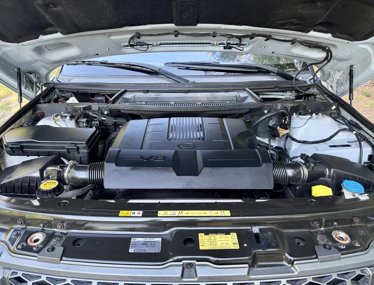 2011 Land Rover Range Rover HSE Lux
