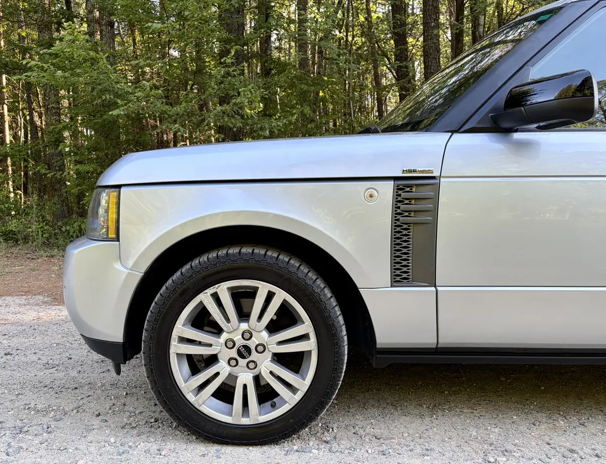 2011 Land Rover Range Rover HSE Lux