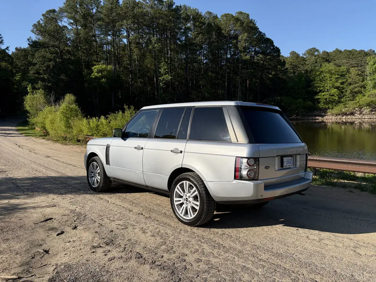 2011 Land Rover Range Rover HSE Lux