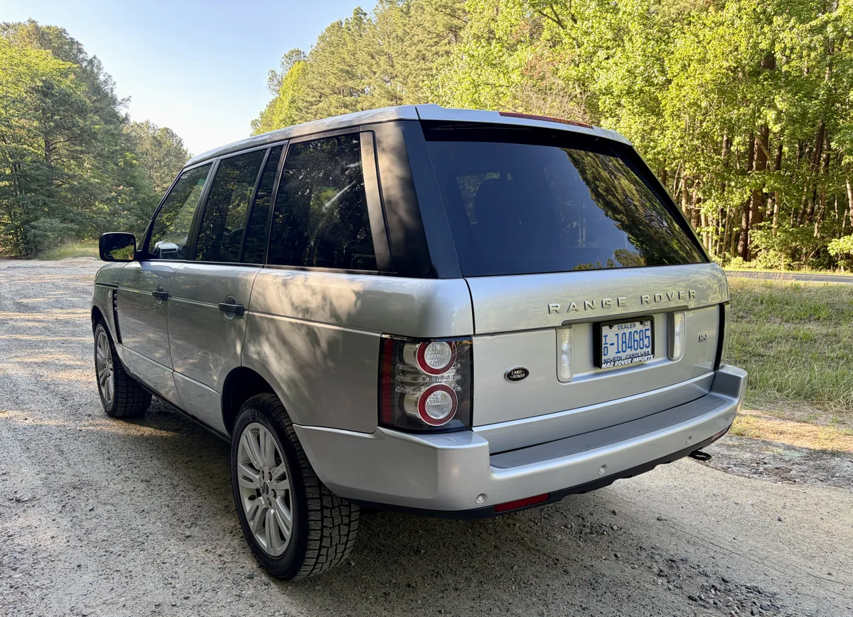 2011 Land Rover Range Rover HSE Lux