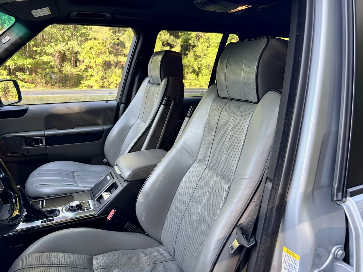 2011 Land Rover Range Rover HSE Lux
