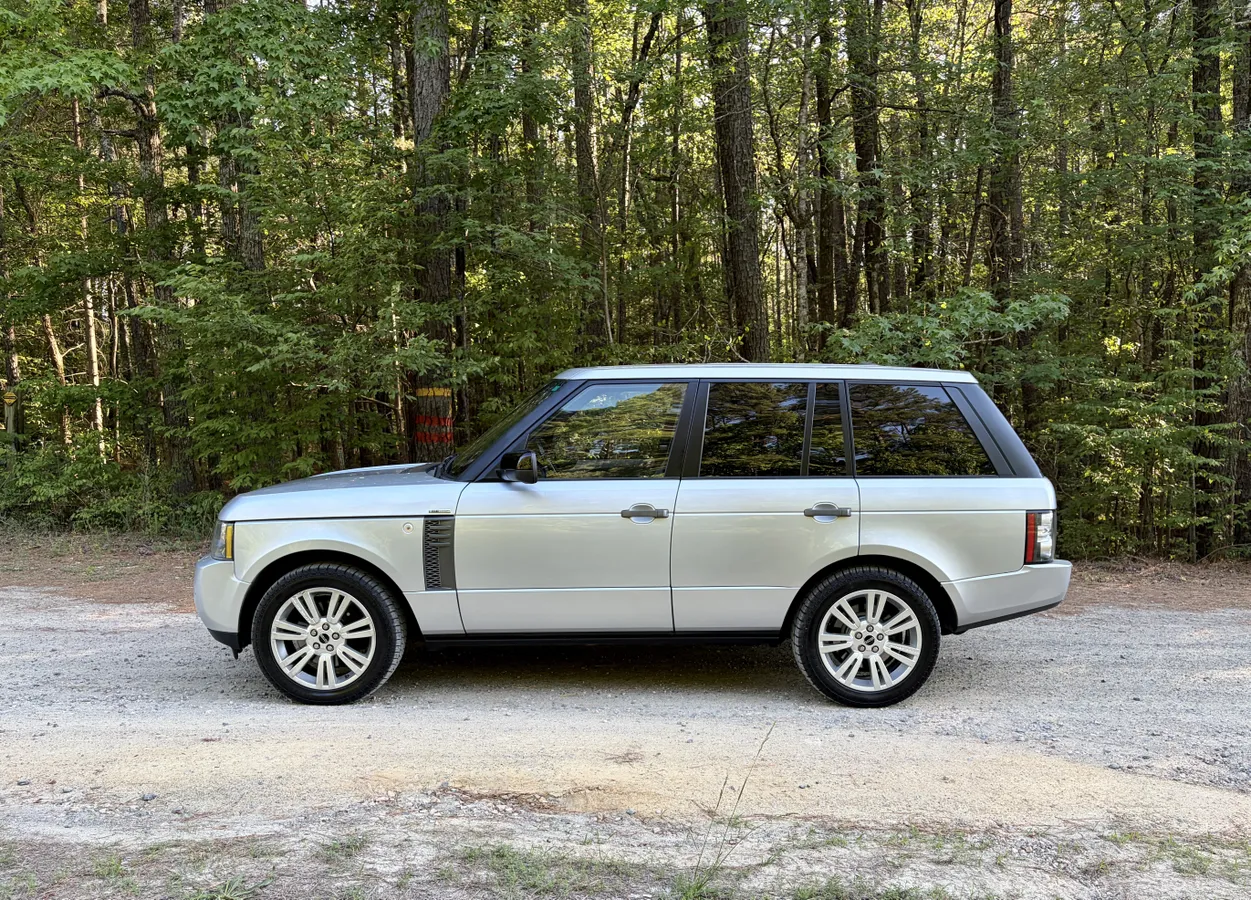 2011 Land Rover Range Rover HSE Lux
