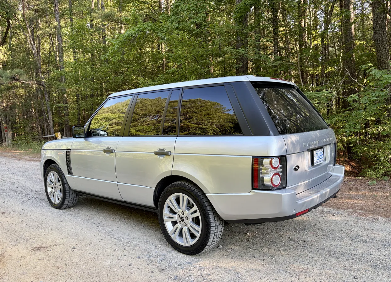 2011 Land Rover Range Rover HSE Lux