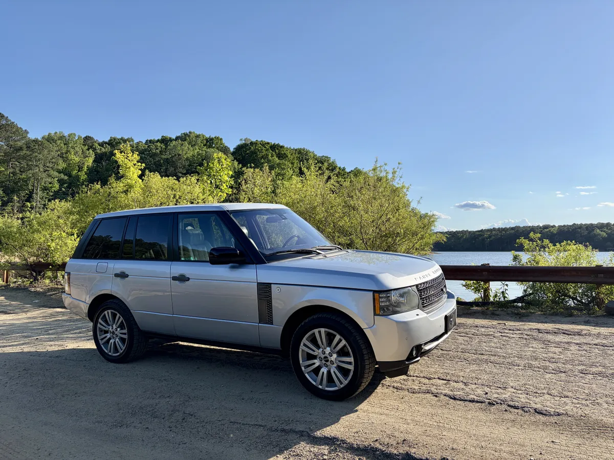2011 Land Rover Range Rover HSE Lux