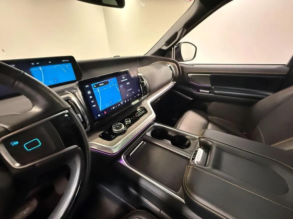 2025 Ford Expedition Tremor