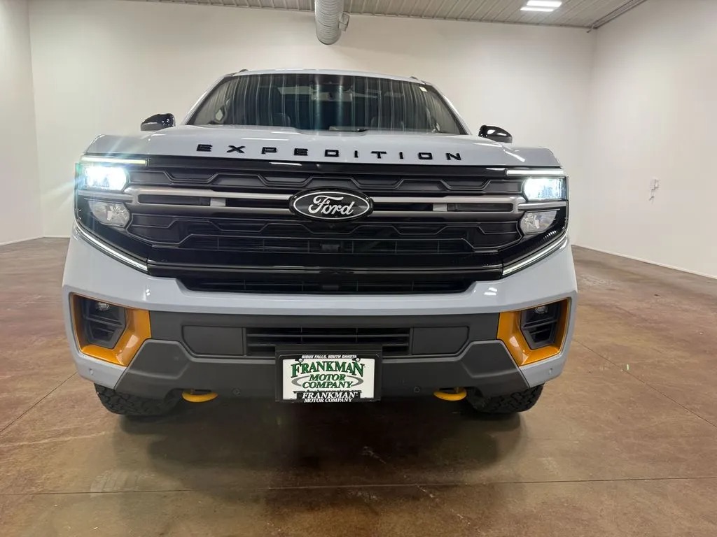 2025 Ford Expedition Tremor