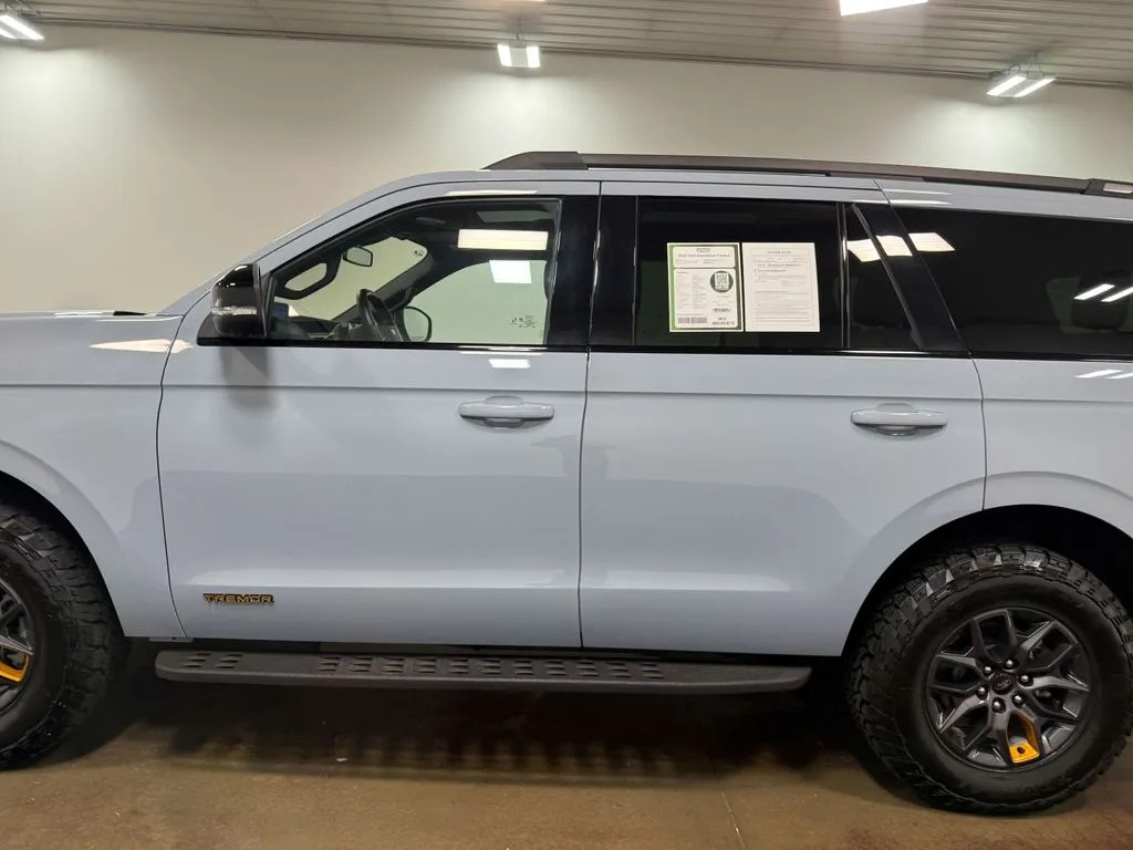 2025 Ford Expedition Tremor