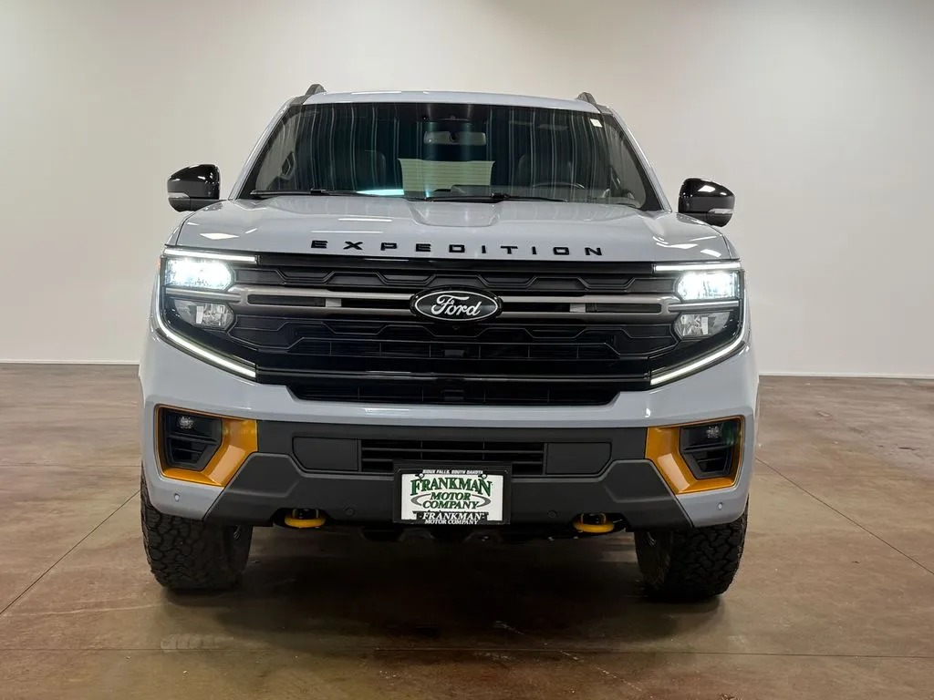 2025 Ford Expedition Tremor