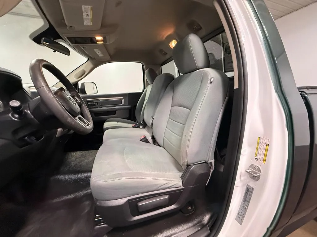 2018 Ram 3500 SLT - 4