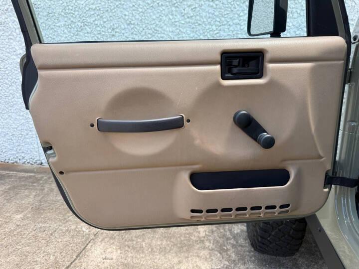 1999 Jeep Wrangler AEV Brute Conversion