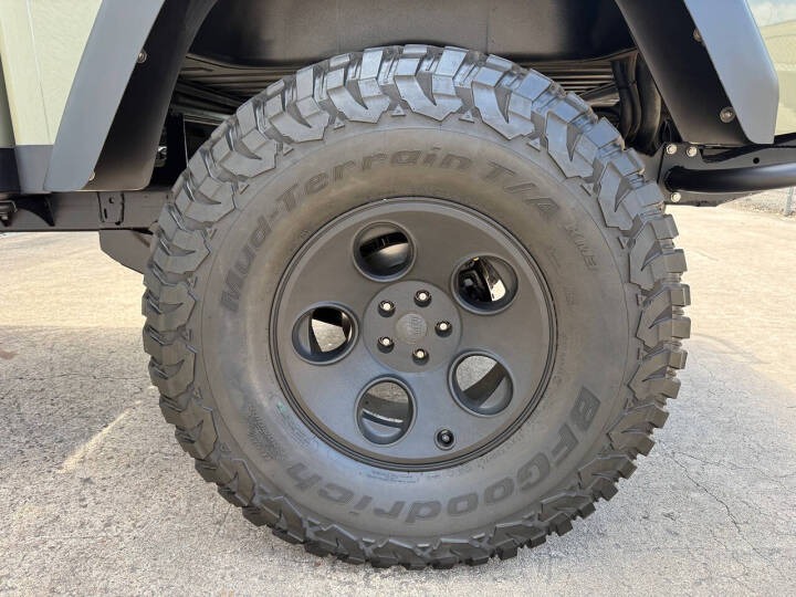 1999 Jeep Wrangler AEV Brute Conversion