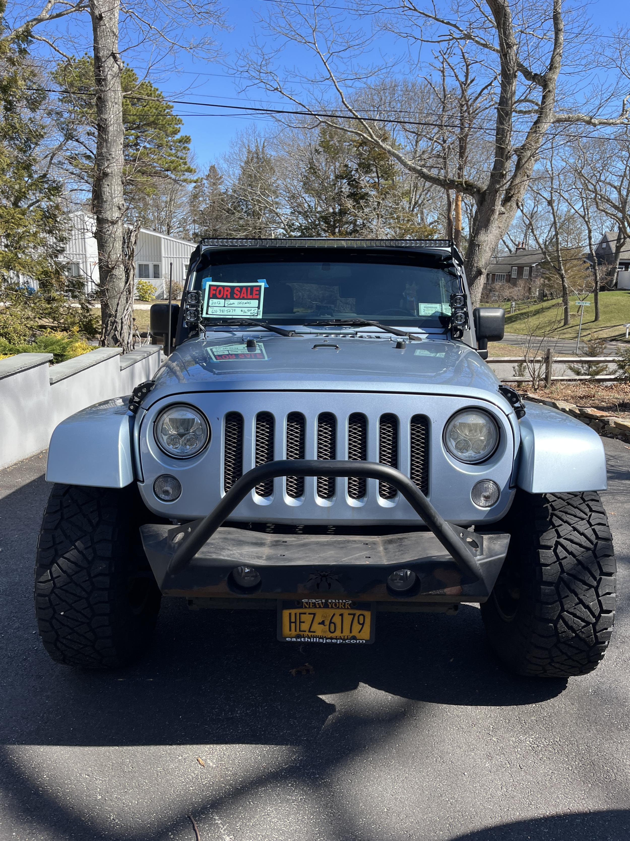 2012 Jeep Wrangler Unlimited Sahara - 5