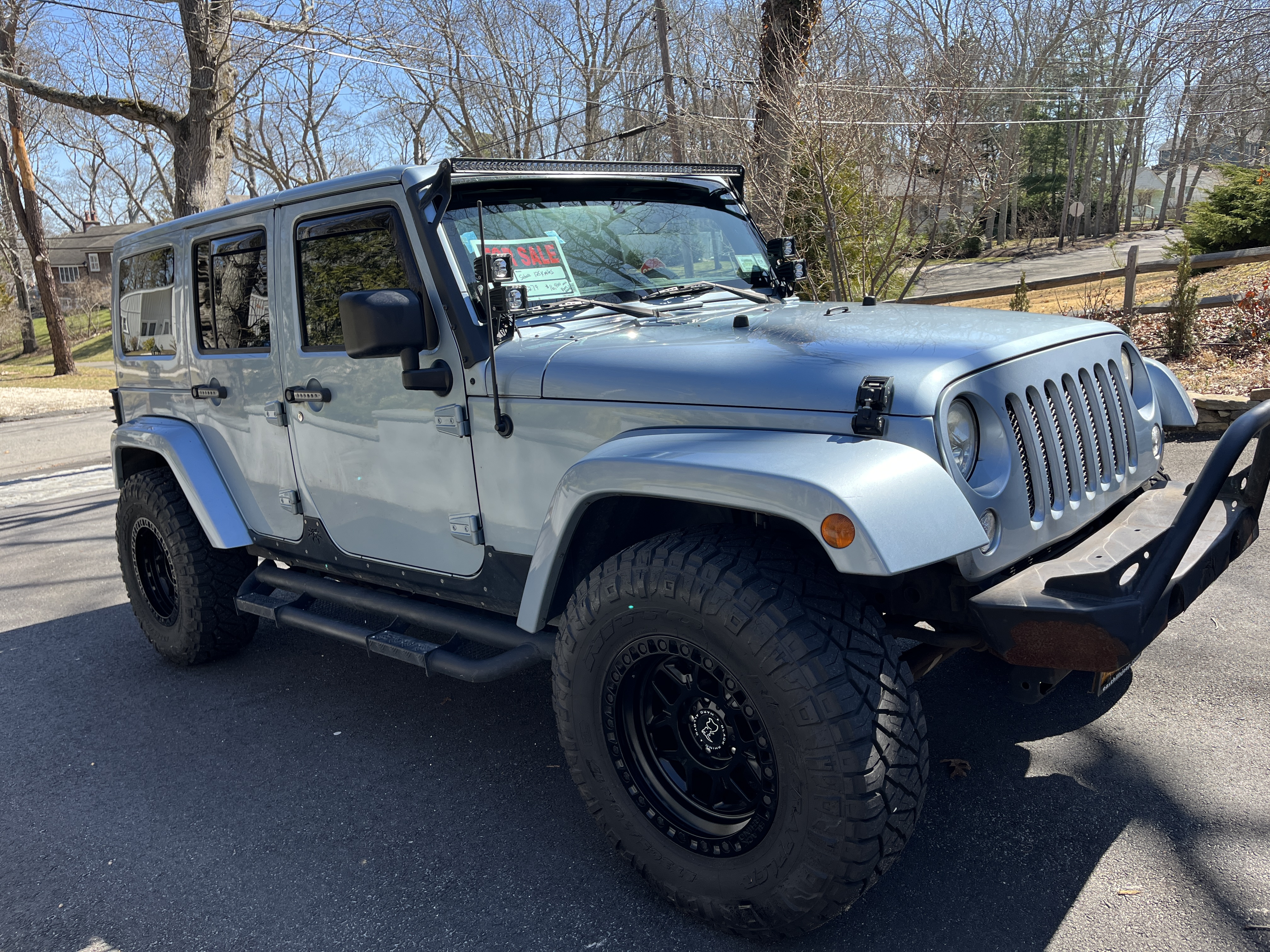 2012 Jeep Wrangler Sahara - 3