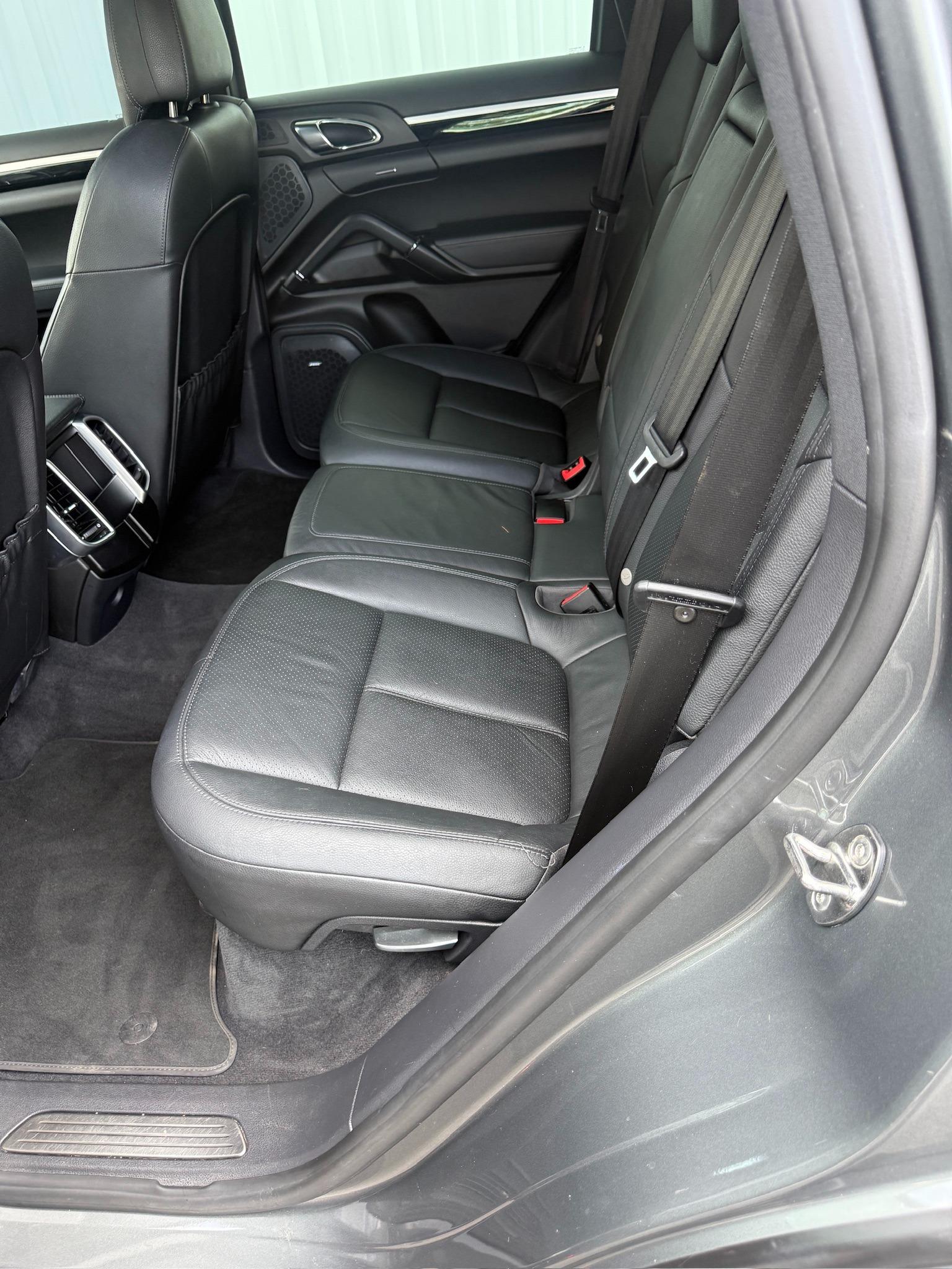 2014 Porsche Cayenne S