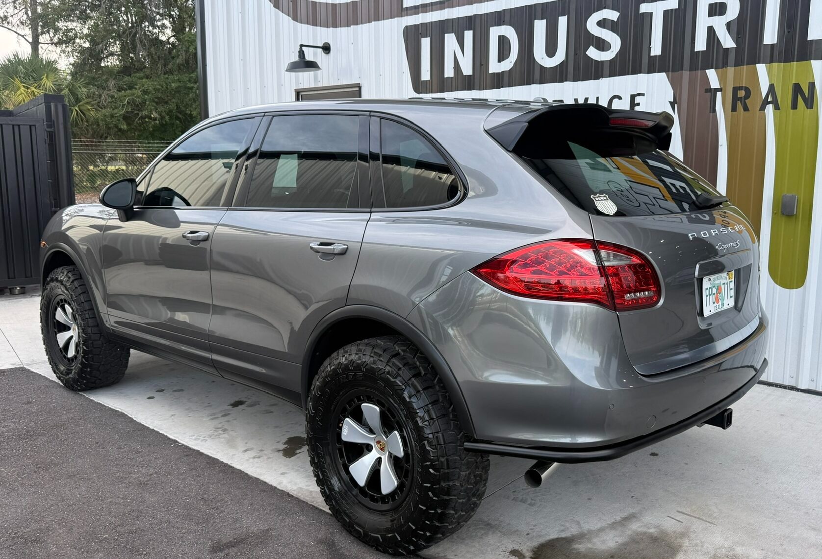 2014 Porsche Cayenne S - 4