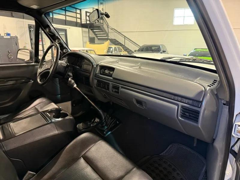 1992 Ford Bronco XLT