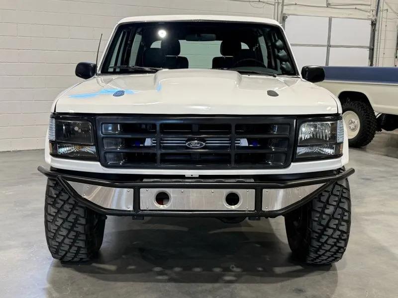 1992 Ford Bronco XLT - 5