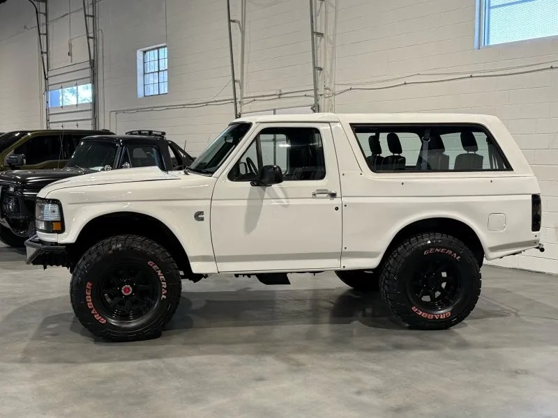 1992 Ford Bronco XLT
