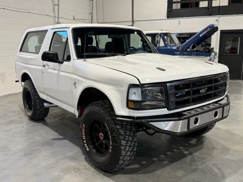 1992 Ford Bronco XLT