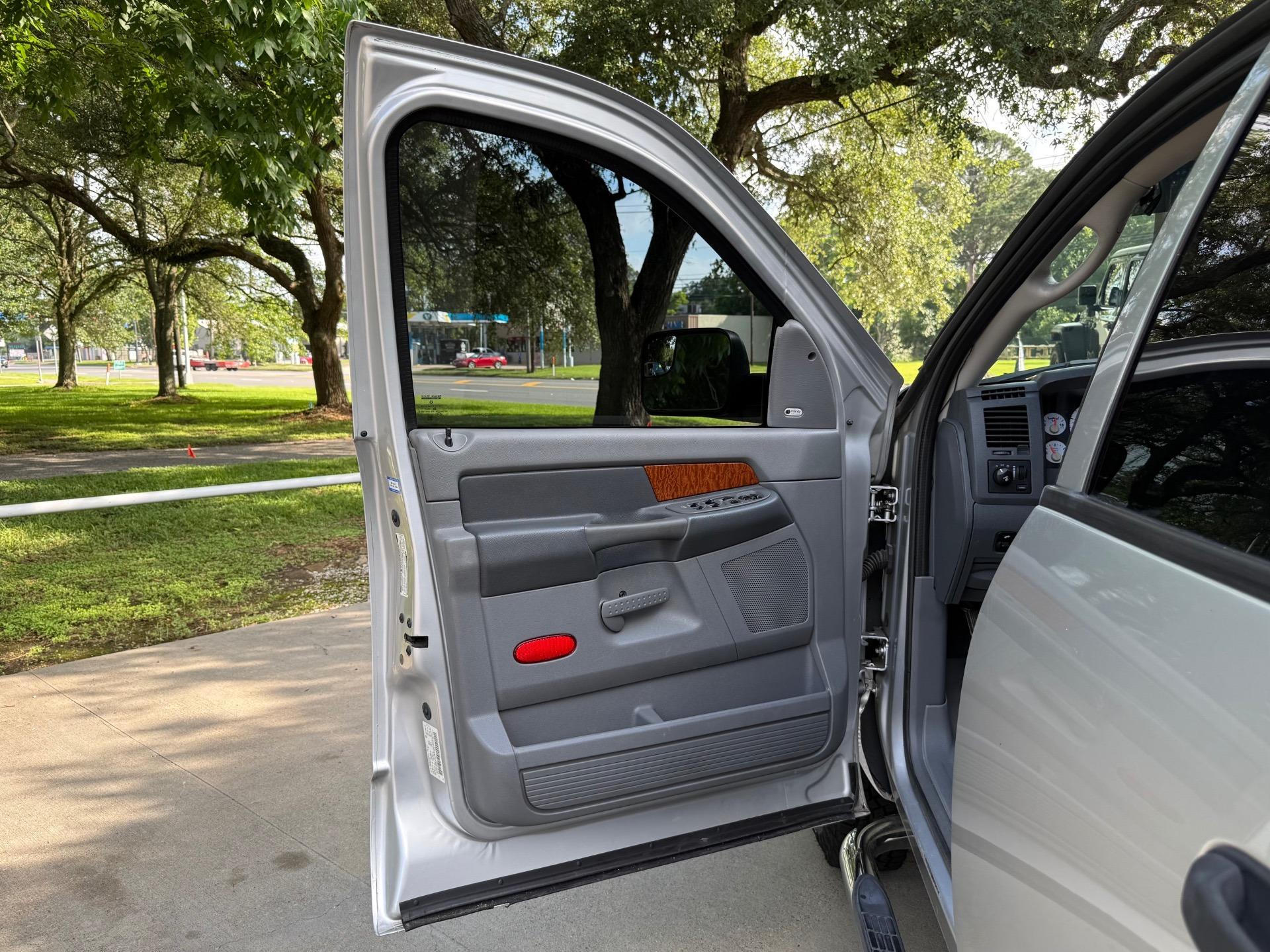 2007 Dodge Ram Laramie 3500