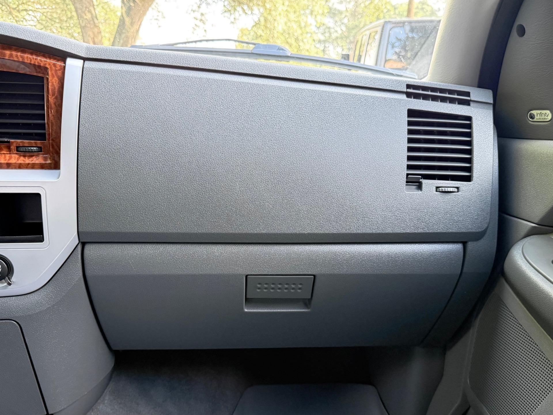 2007 Dodge Ram Laramie 3500