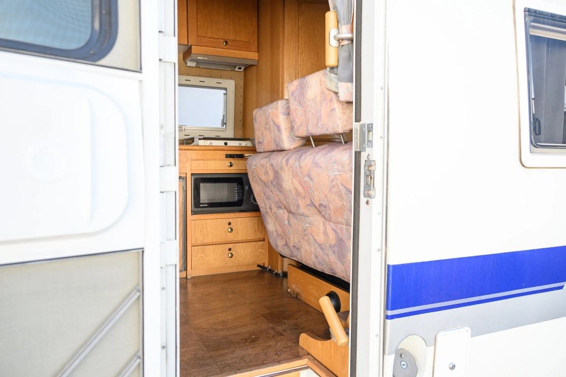 1999 Mitsubishi Strada Camper
