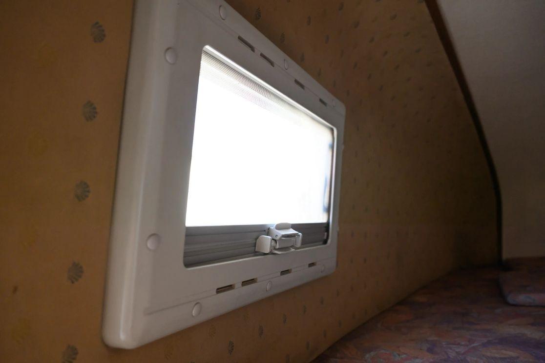 1999 Mitsubishi Strada Camper