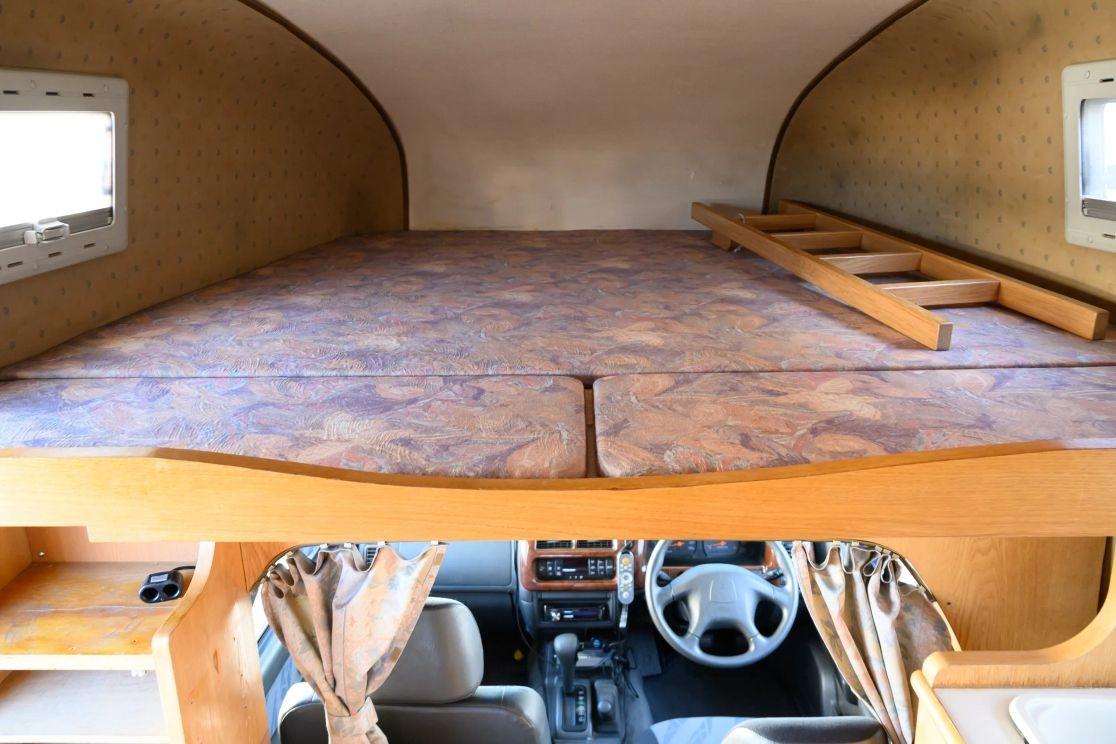 1999 Mitsubishi Strada Camper