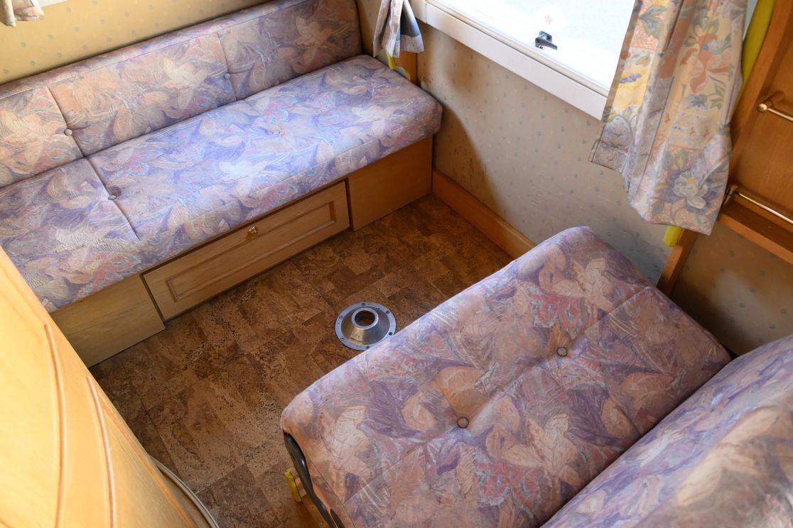 1999 Mitsubishi Strada Camper