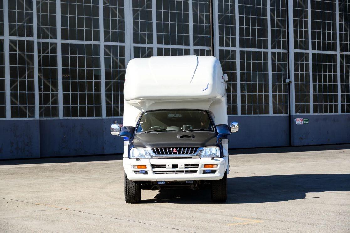 1999 Mitsubishi Strada Camper