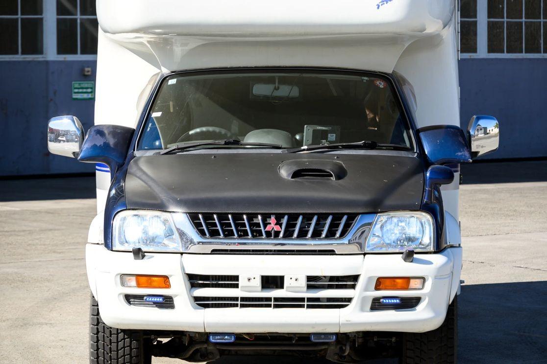 1999 Mitsubishi Strada Camper