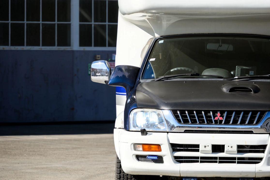 1999 Mitsubishi Strada Camper