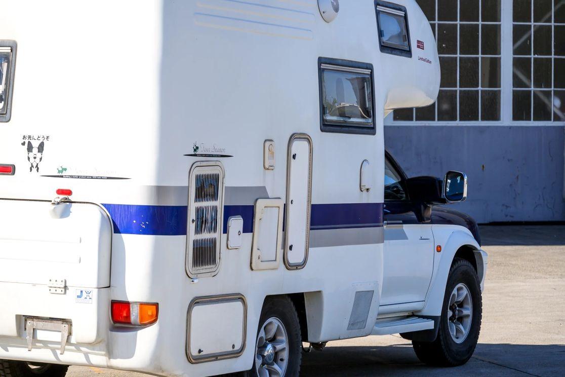 1999 Mitsubishi Strada Camper
