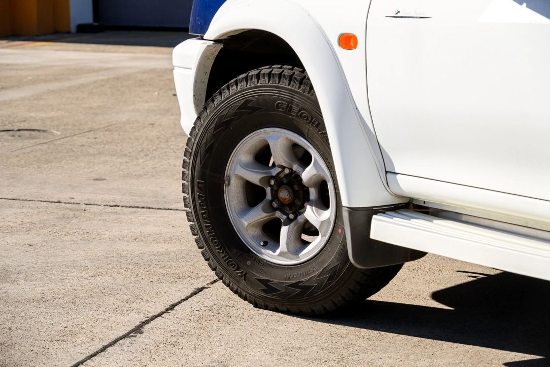 1999 Mitsubishi Strada Camper