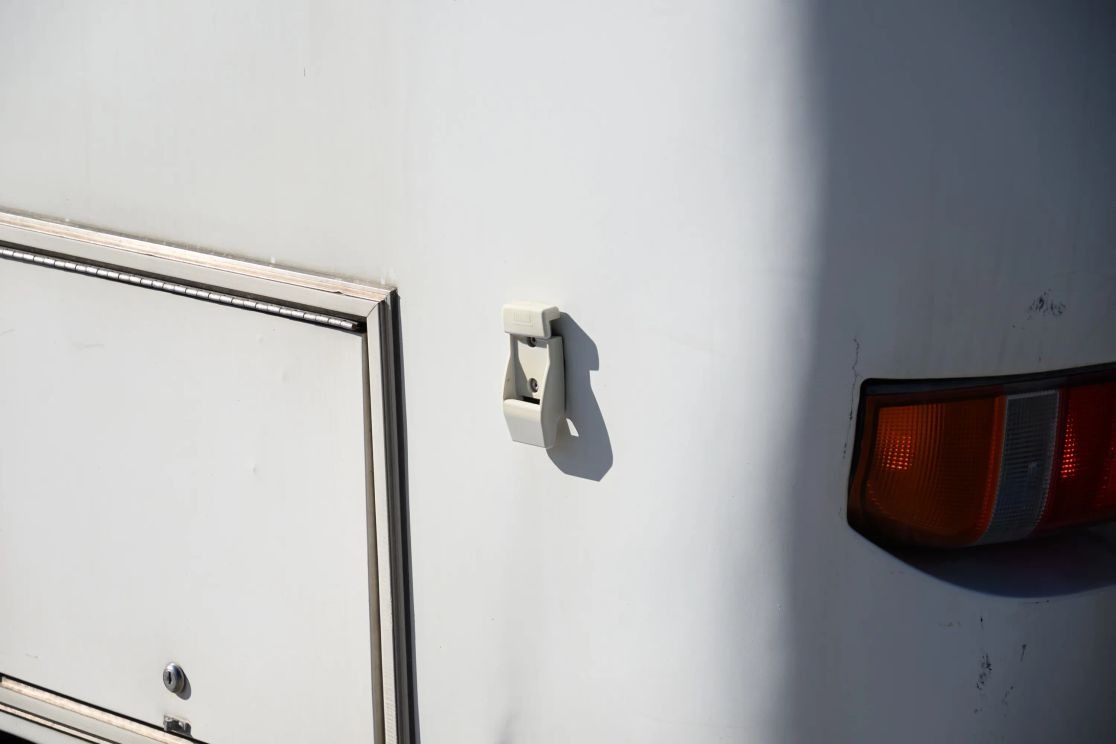 1999 Mitsubishi Strada Camper